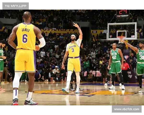 戴维斯直播惊呼穆西亚拉重伤令人难以接受请求别再这样为中心 戴维斯直播惊呼穆西亚拉重伤令人难以接受请求别再这样为中心