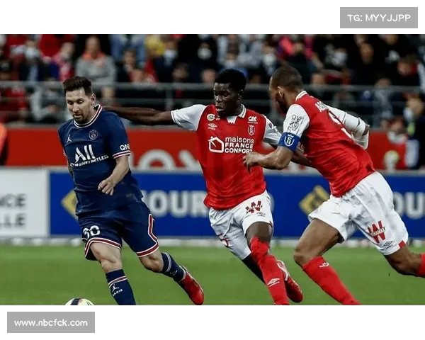 法甲联赛的崛起与发展:从传统豪门到新兴强队的精彩博弈 法甲联赛的崛起与发展:从传统豪门到新兴强队的精彩博弈